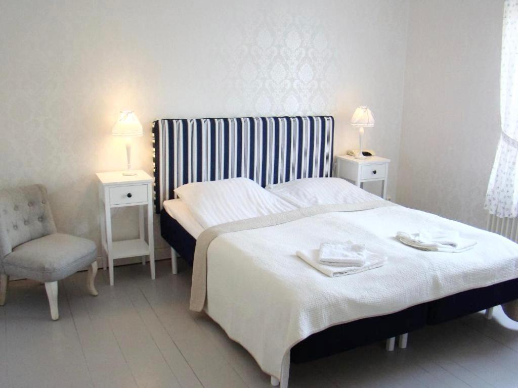 Trollnaes Hotell Svardsjo Extérieur photo